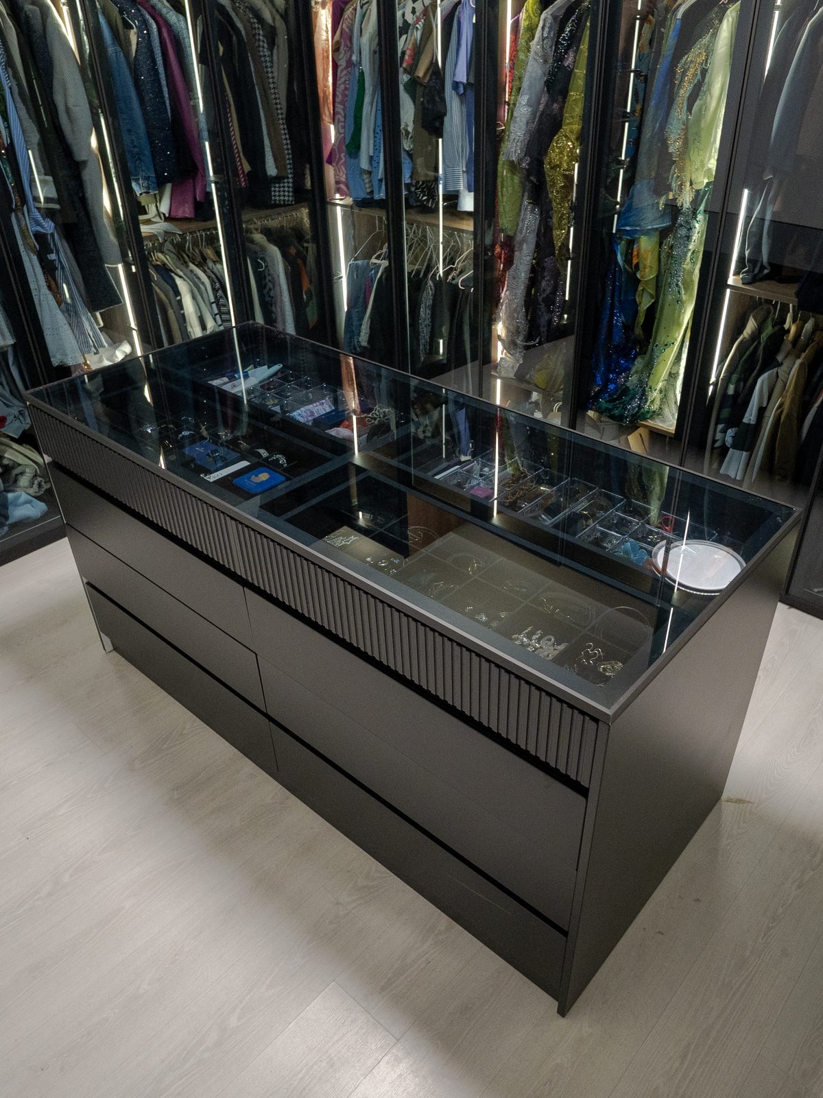 Empire — Interior Design - Photo 4
